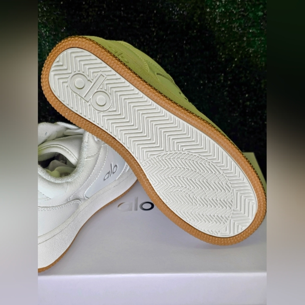 Alo White Recovery Mode Sneakers Women Brand New alo Shoes - Picture 3 of 9